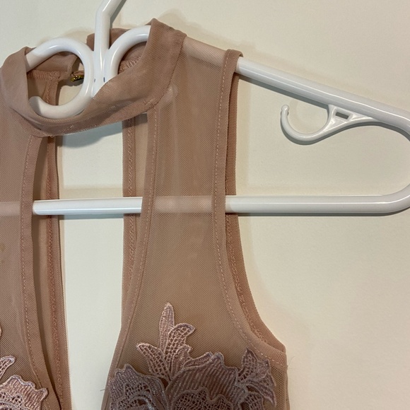 Pink Lace Floral Bodysuit - Picture 4 of 8